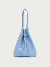 Beuteltasche aus Leder - Jeans | FRAU