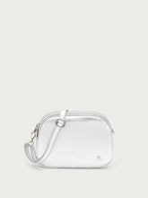 Tasche aus laminiertem Leder mit Kette - Silber | FRAU