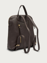 Tumbled leather backpack - Chocolate | FRAU